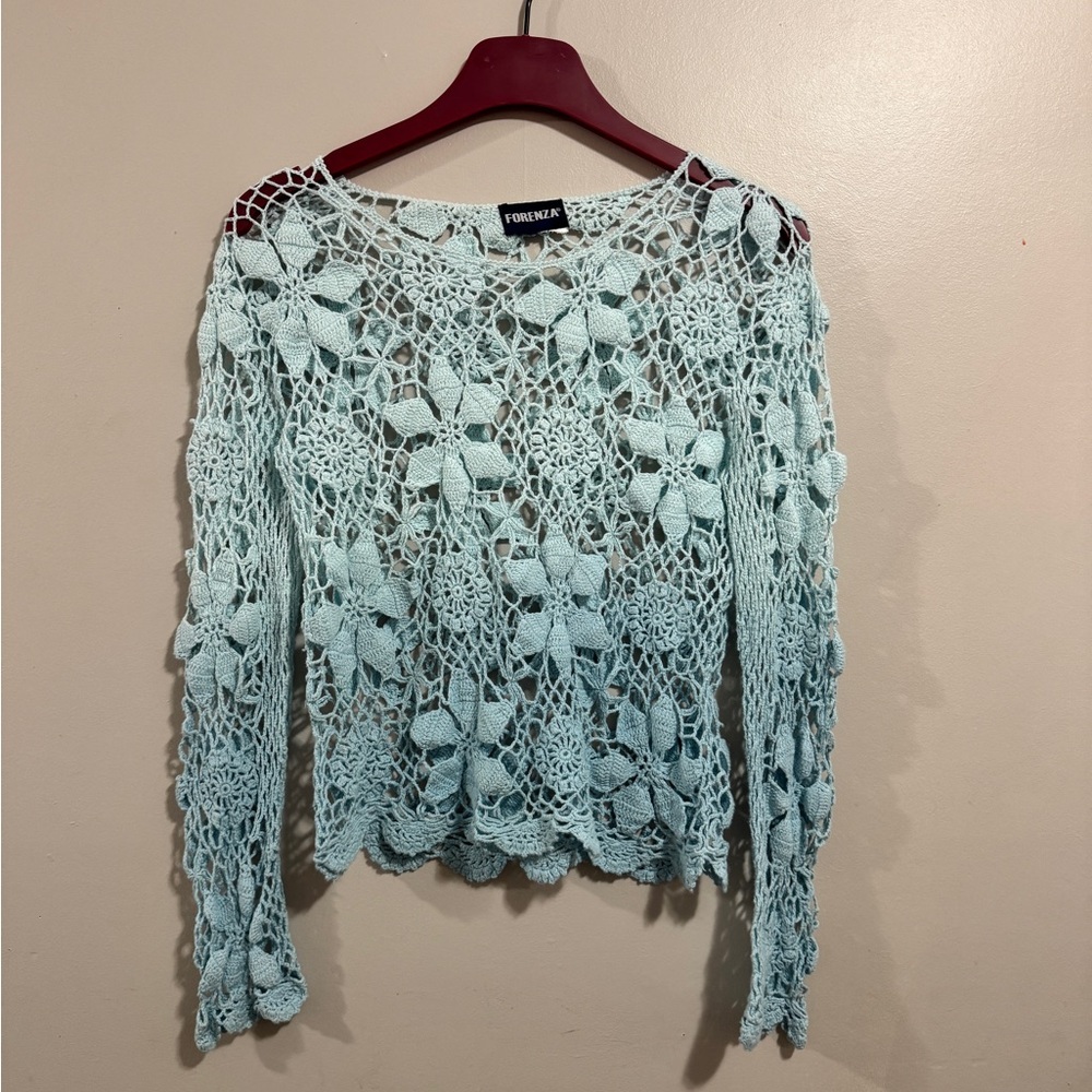Forenza Floral Crochet Lace Blouse in Light Blue